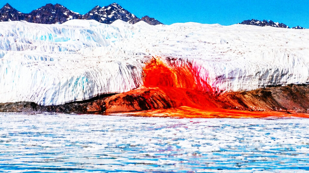 air terjun merah alami Blood Falls di Antartika akibat kandungan mineral besi